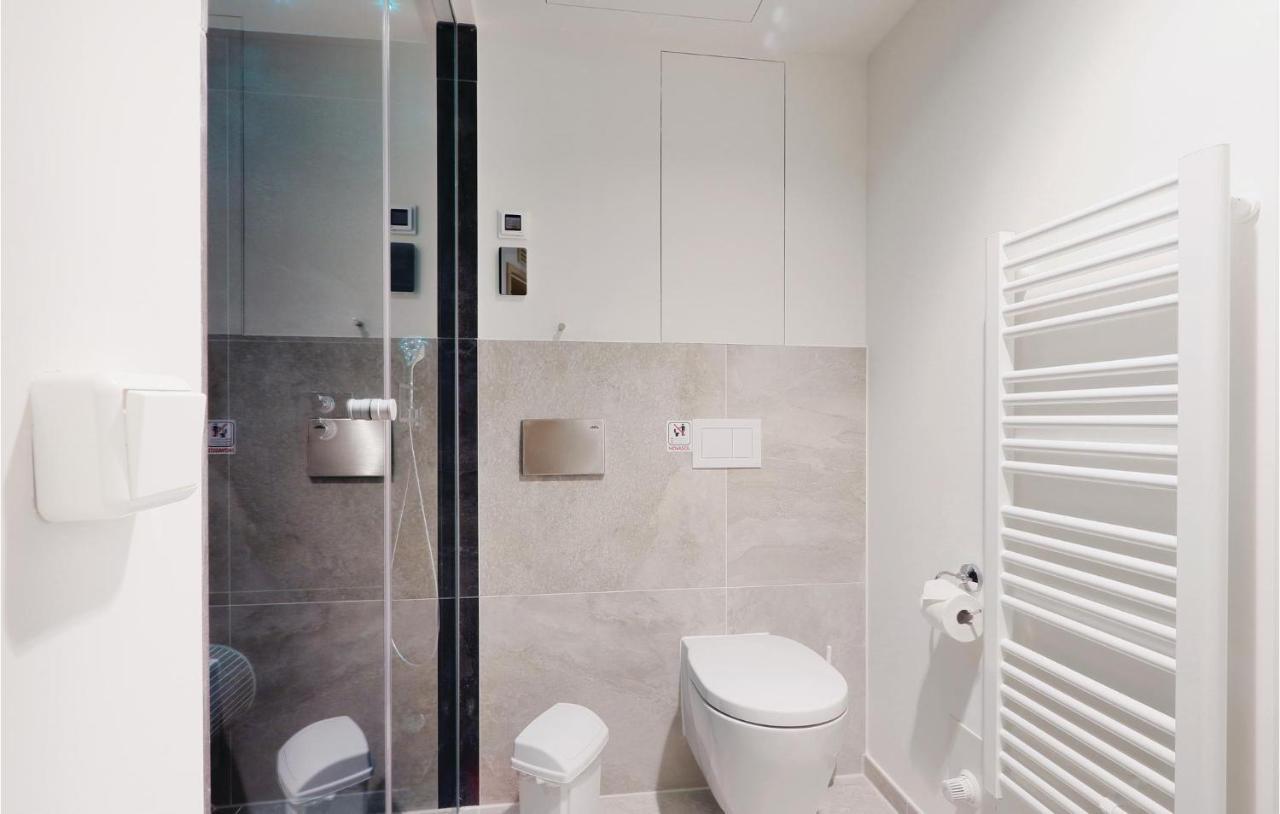 Awesome Apartment In Luebeck Travemuende With Sauna ภายนอก รูปภาพ