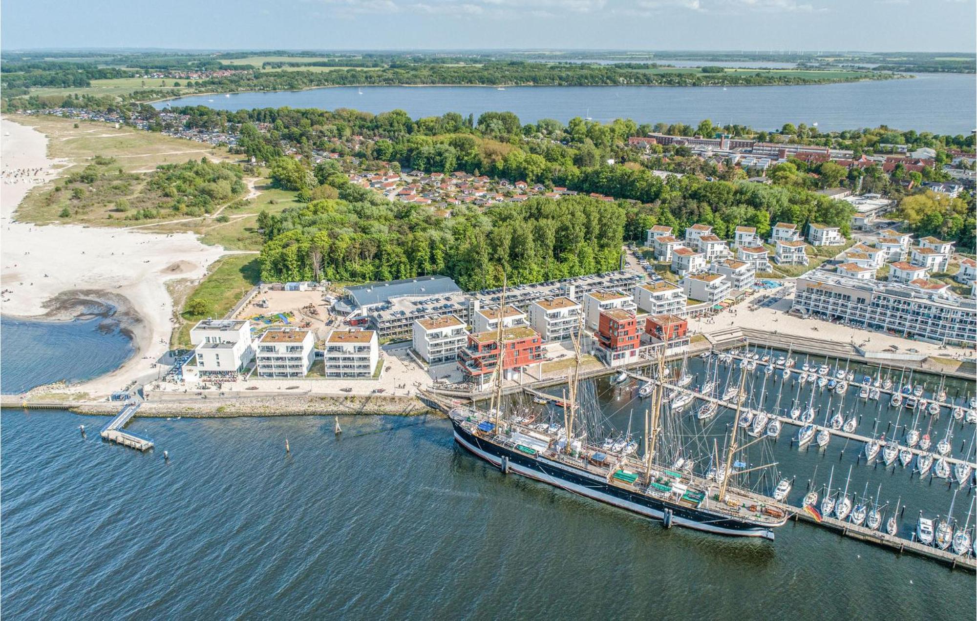 Awesome Apartment In Luebeck Travemuende With Sauna ภายนอก รูปภาพ